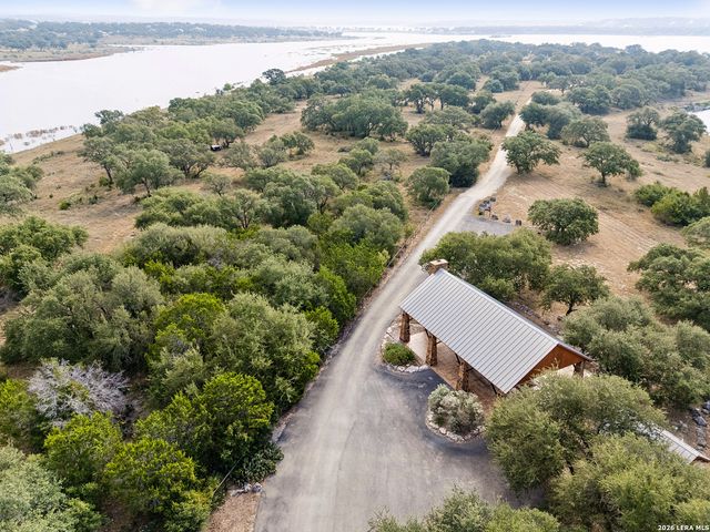 2235 SAN JOSE WAY, Canyon Lake, TX 78133