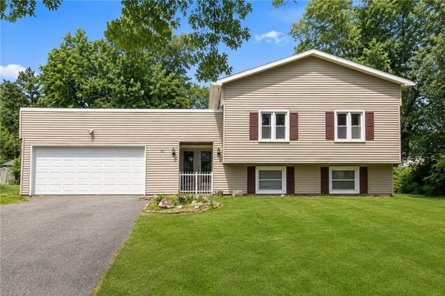 72 Cherry Creek Lane, Greece, NY 14626