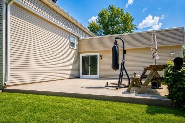 72 Cherry Creek Lane, Greece, NY 14626