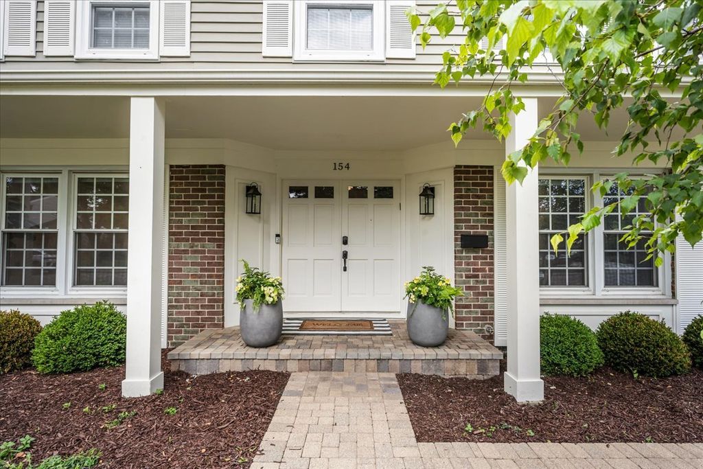 154 Willow Avenue, Deerfield, IL 60015 — photo 2