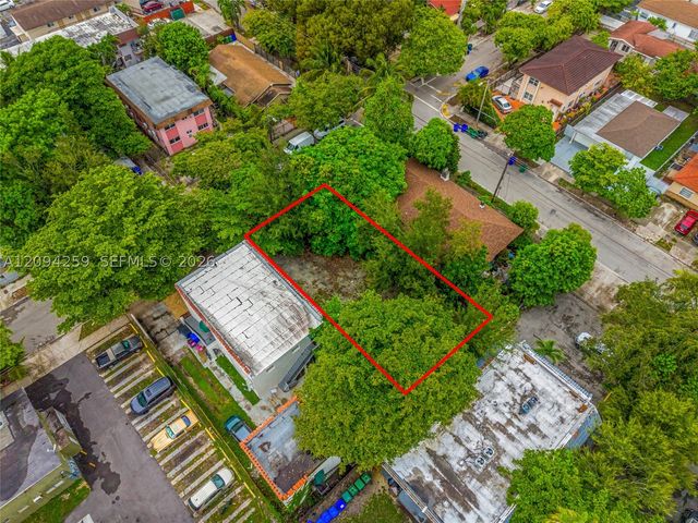 337 11 ave, Miami, FL 33128