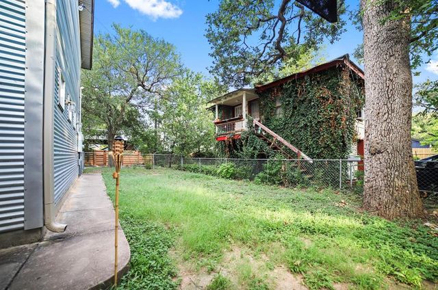 2905 Robinson ST A, Austin, TX 78722