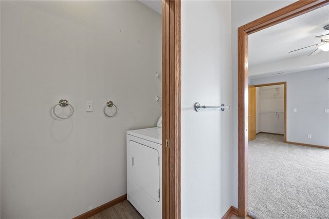 250 Cimarron Drive NE 309, Hiawatha, IA 52233