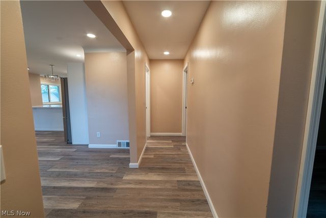 2407 Northview Drive, Cortland, OH 44410