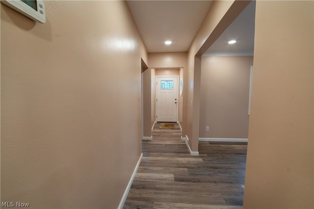 2407 Northview Drive, Cortland, OH 44410