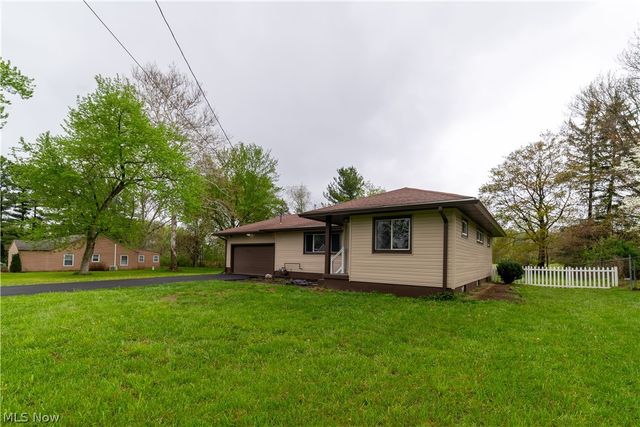 2407 Northview Drive, Cortland, OH 44410