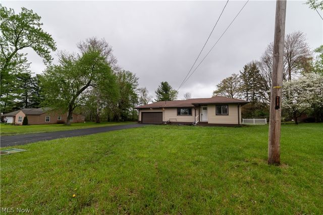 2407 Northview Drive, Cortland, OH 44410