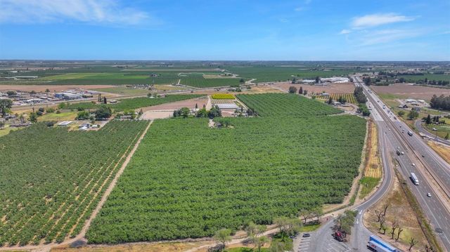2901 Youngstown Rd, Turlock, CA 95380