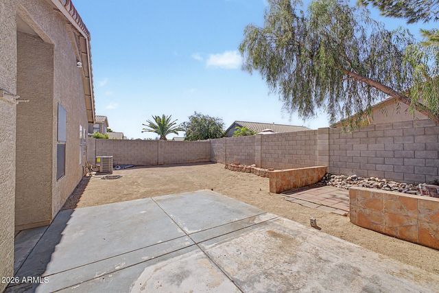 8868 W Laurel Lane, Peoria, AZ 85345