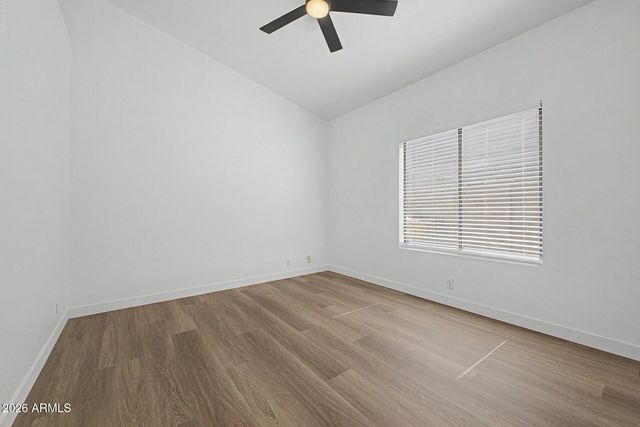 8868 W Laurel Lane, Peoria, AZ 85345