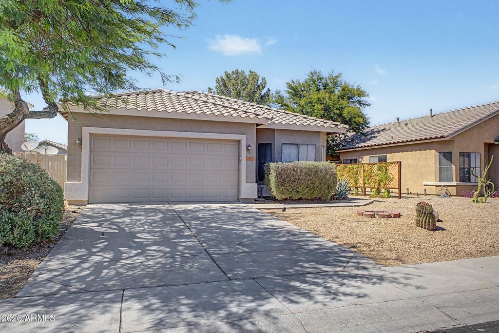 8868 W Laurel Lane, Peoria, AZ 85345
