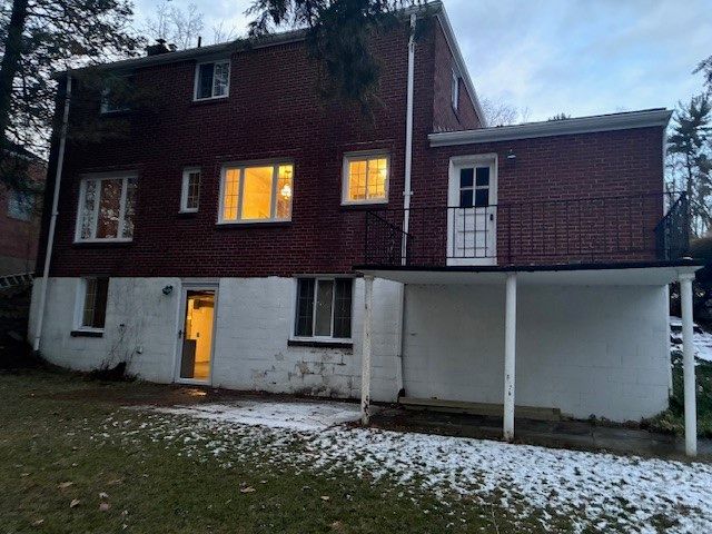 2516 Collins Rd, Churchill Boro, PA 15235