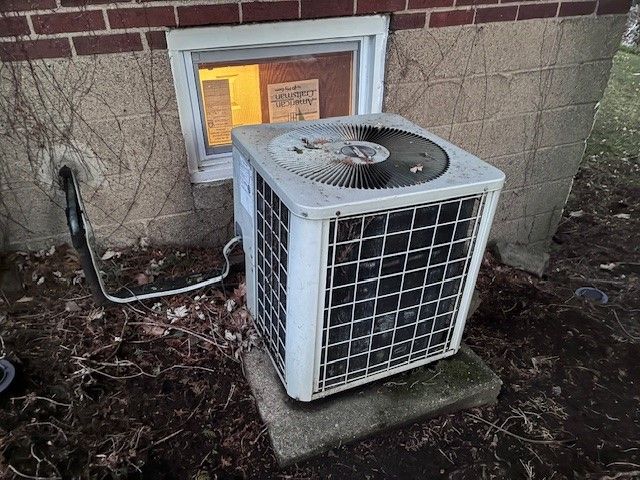 2516 Collins Rd, Churchill Boro, PA 15235