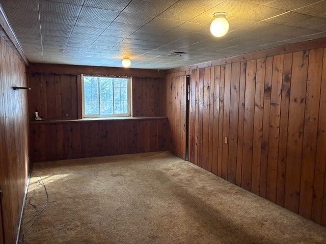 2516 Collins Rd, Churchill Boro, PA 15235