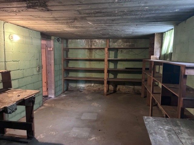 2516 Collins Rd, Churchill Boro, PA 15235