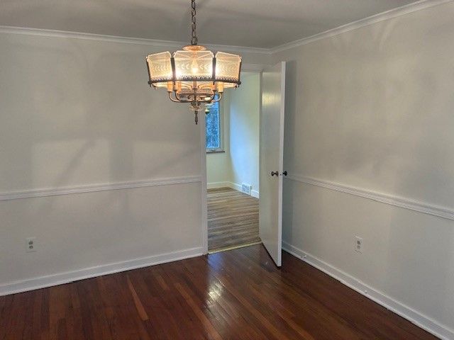 2516 Collins Rd, Churchill Boro, PA 15235