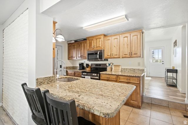 1548 W 2700 S, Syracuse, UT 84075