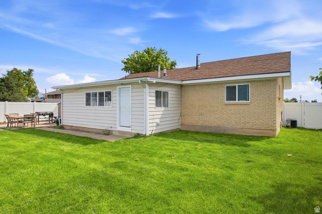 1548 W 2700 S, Syracuse, UT 84075
