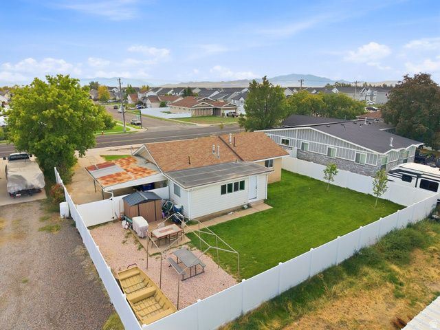 1548 W 2700 S, Syracuse, UT 84075