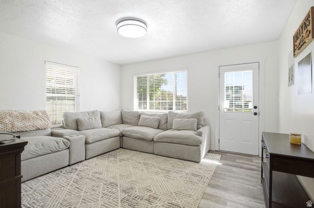 1548 W 2700 S, Syracuse, UT 84075