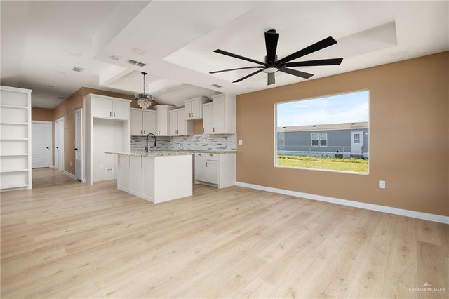 512 Amalia Avenue, Edinburg, TX 78542