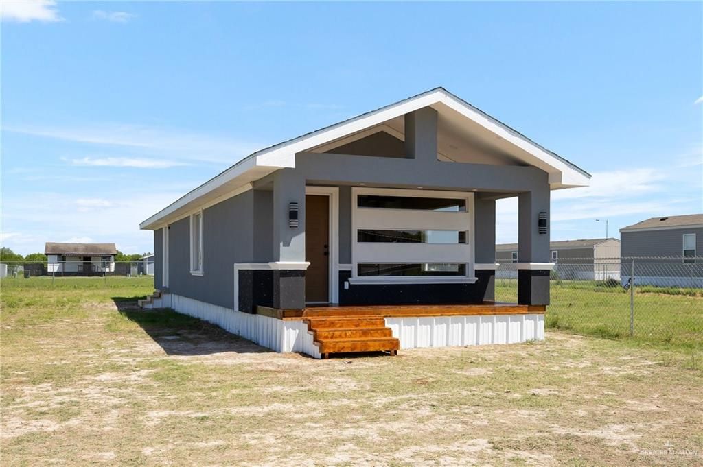 512 Amalia Avenue, Edinburg, TX 78542