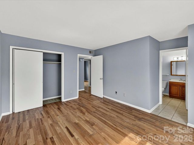 7924 Shady Oak Trail 234, Charlotte, NC 28210