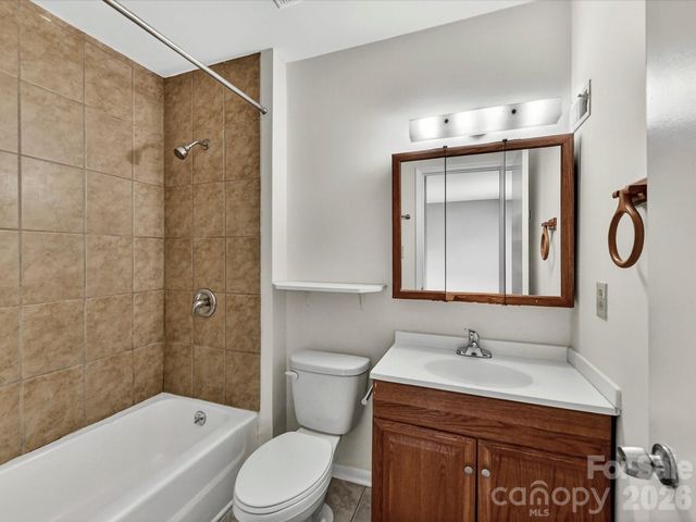 7924 Shady Oak Trail 234, Charlotte, NC 28210