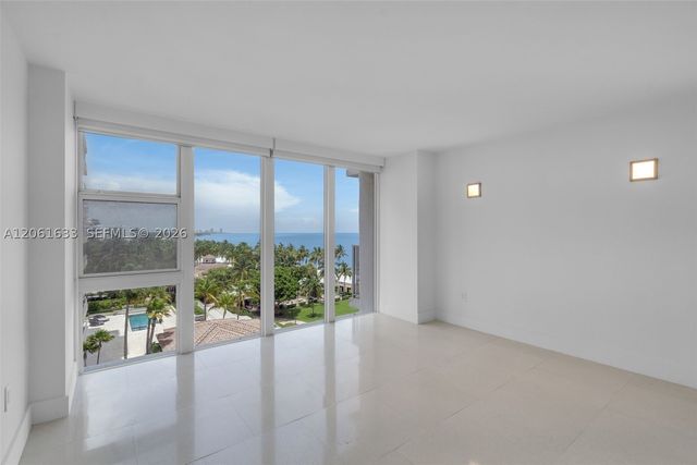 881 Ocean Dr 7H, Key Biscayne, FL 33149