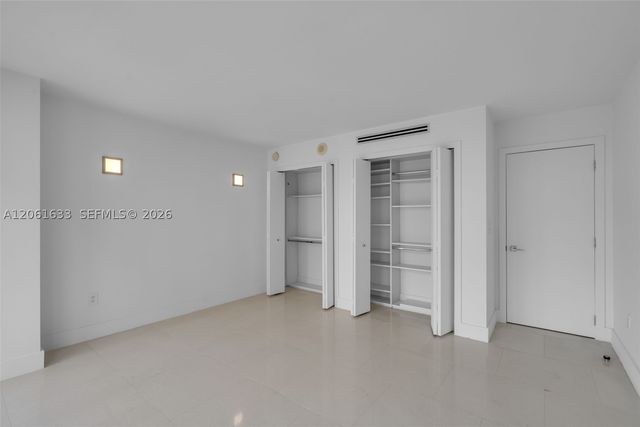 881 Ocean Dr 7H, Key Biscayne, FL 33149