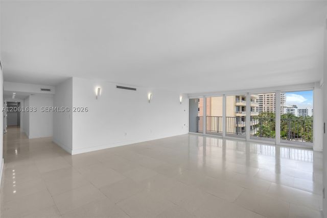 881 Ocean Dr 7H, Key Biscayne, FL 33149