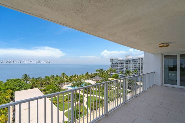 881 Ocean Dr 7H, Key Biscayne, FL 33149