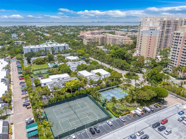 881 Ocean Dr 7H, Key Biscayne, FL 33149