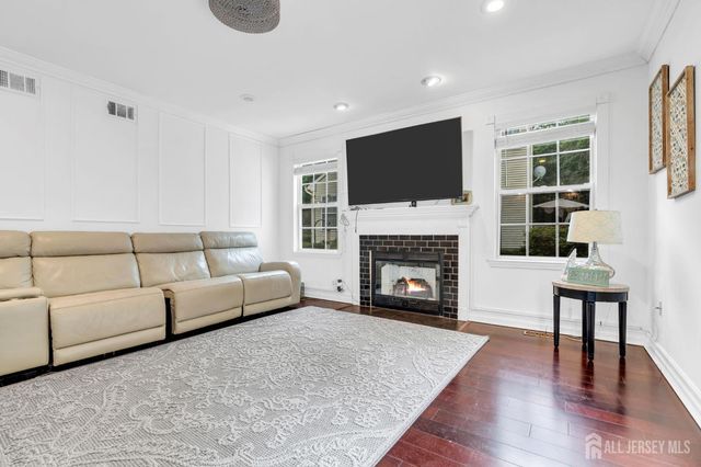 54 WINDING BROOK Drive, Old Bridge, NJ 07747