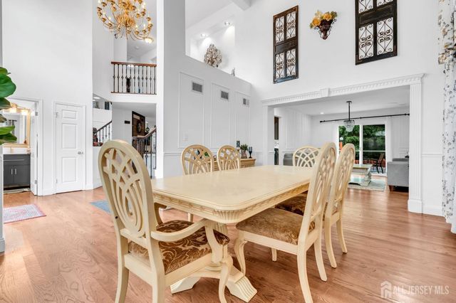 54 WINDING BROOK Drive, Old Bridge, NJ 07747