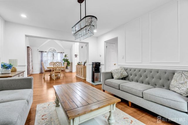 54 WINDING BROOK Drive, Old Bridge, NJ 07747