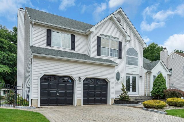 54 WINDING BROOK Drive, Old Bridge, NJ 07747
