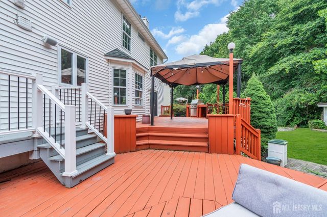 54 WINDING BROOK Drive, Old Bridge, NJ 07747