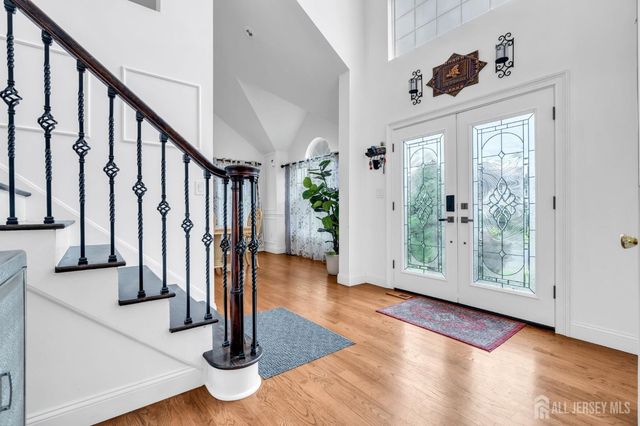 54 WINDING BROOK Drive, Old Bridge, NJ 07747
