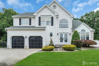 54 WINDING BROOK Drive, Old Bridge, NJ 07747