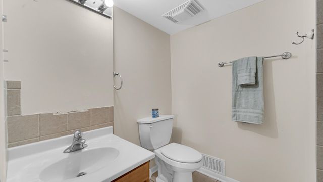 9323 Belmont Avenue, St. John, IN 46373