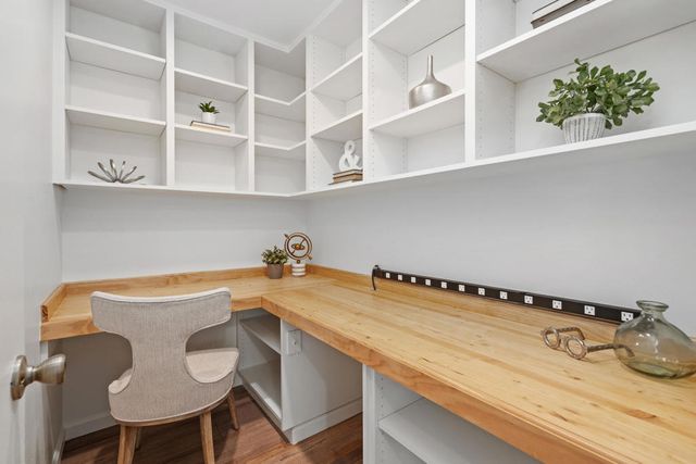 2765 N Cerritos Road, Palm Springs, CA 92262