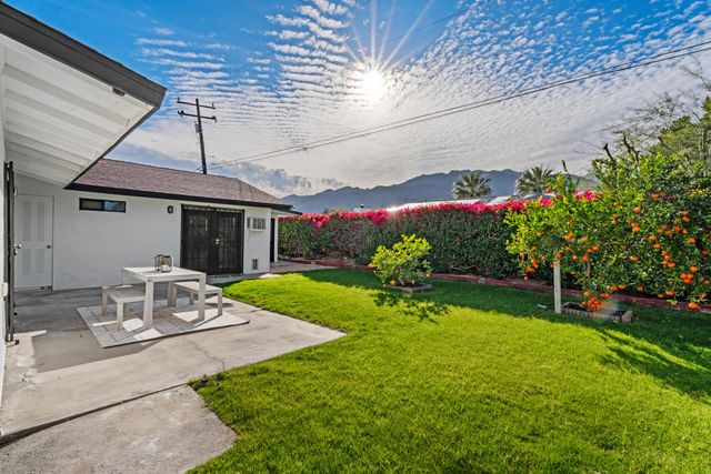 2765 N Cerritos Road, Palm Springs, CA 92262
