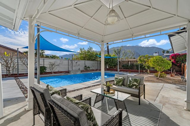 2765 N Cerritos Road, Palm Springs, CA 92262