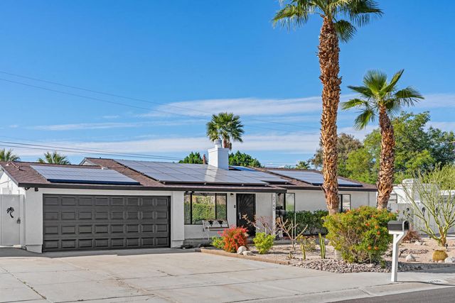 2765 N Cerritos Road, Palm Springs, CA 92262