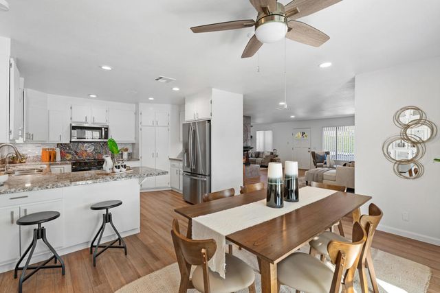 2765 N Cerritos Road, Palm Springs, CA 92262