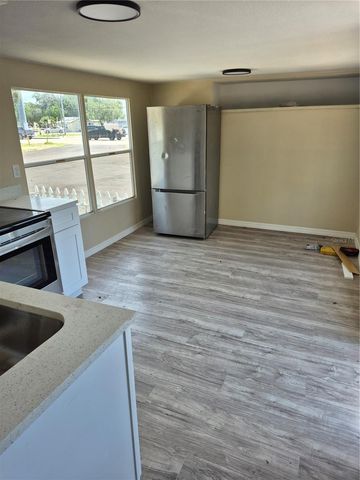 5680 28TH STREET N L2, St Petersburg, FL 33714