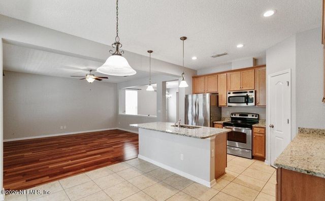 894 QUIET STONE Lane, Orange Park, FL 32065