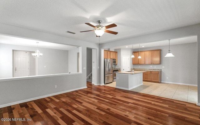 894 QUIET STONE Lane, Orange Park, FL 32065