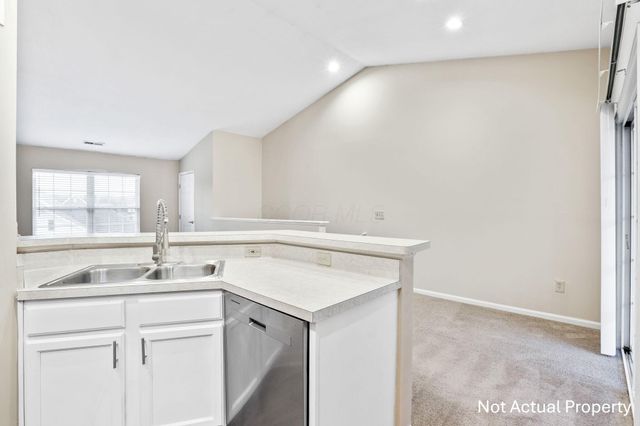 4890 Aspen Pine Boulevard, Dublin, OH 43016